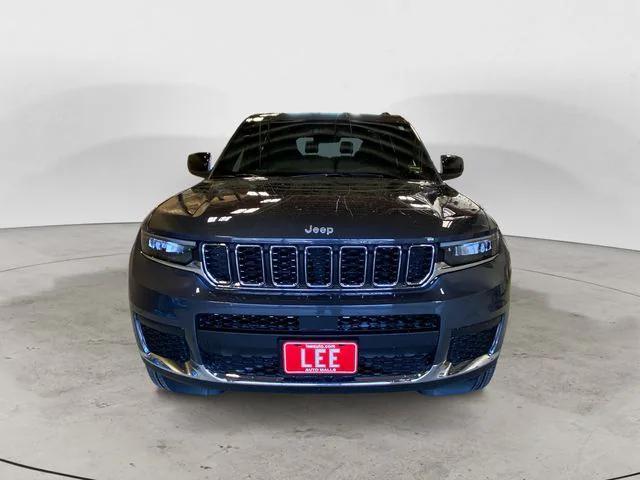 Photo of 2025 Baltic Gray Metallic Clearcoat Jeep Grand Cherokee L
