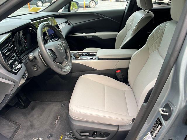 Photo of 2024 Iridium Lexus RX 350