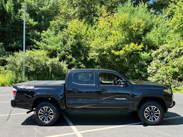 Photo of 2023 Black Toyota Tacoma