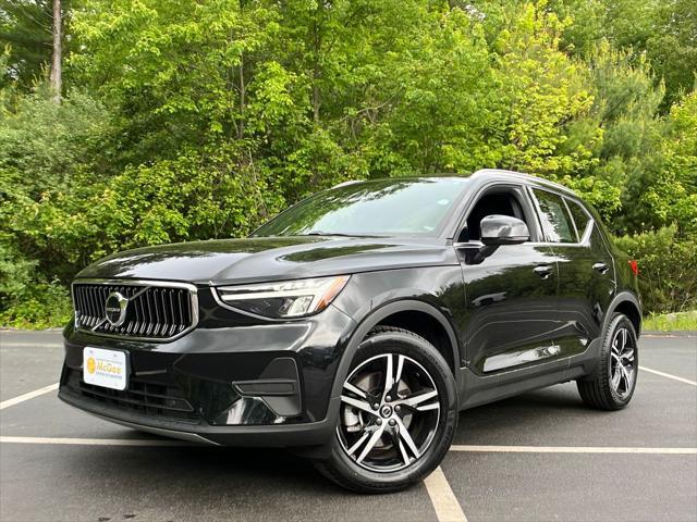 2025 Volvo XC40