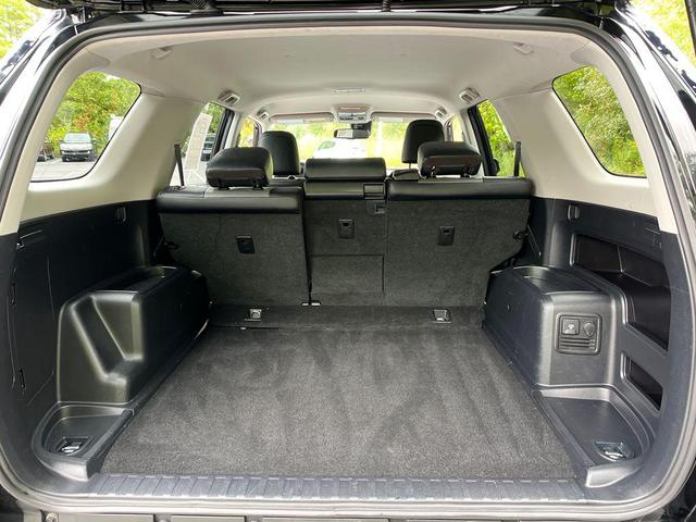 Photo of 2024 Midnight Black Metallic Toyota 4Runner