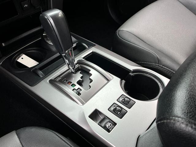 Photo of 2024 Midnight Black Metallic Toyota 4Runner