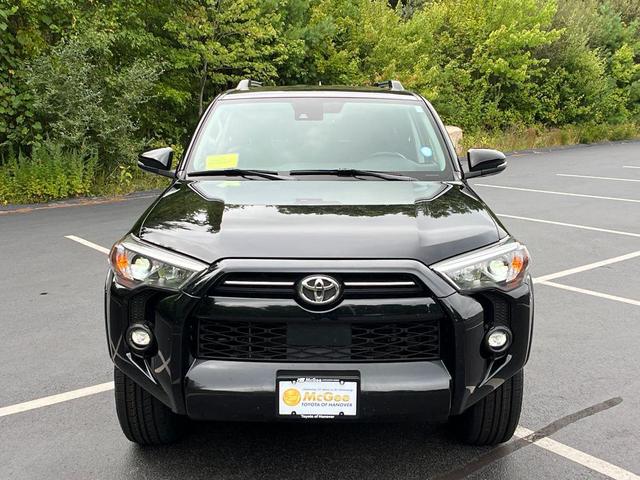 Photo of 2024 Midnight Black Metallic Toyota 4Runner