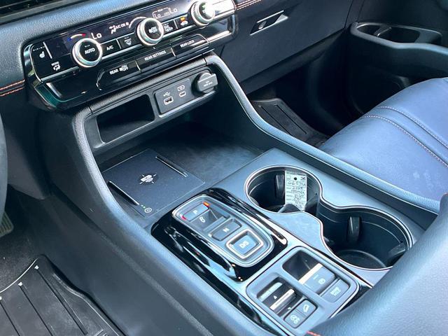 Photo of 2023 Diffused Sky Pearl Honda Pilot
