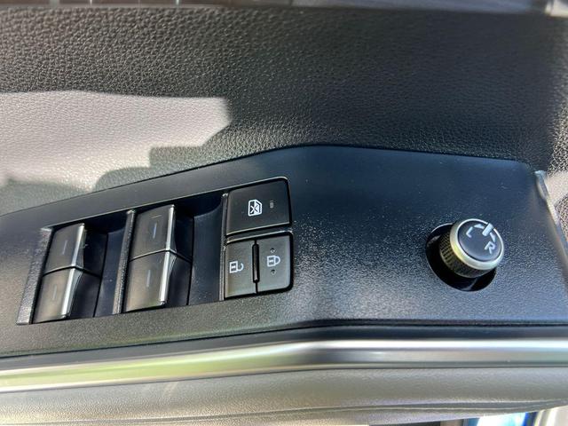 Photo of 2022 08x8 Toyota Highlander