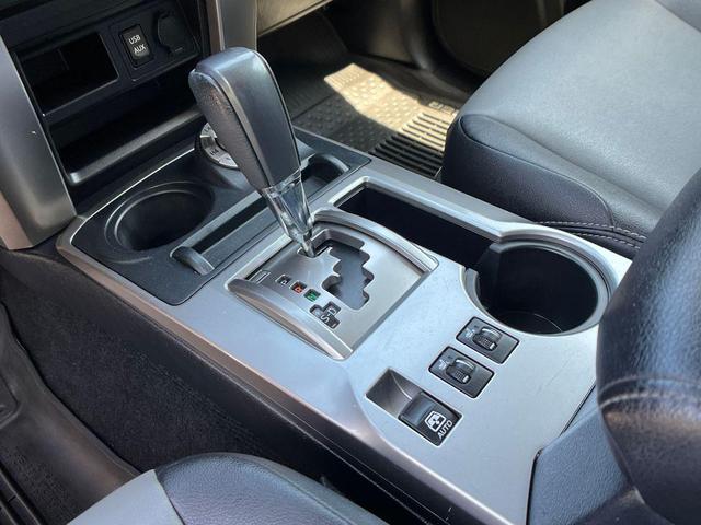 Photo of 2017 Super White Toyota 4Runner