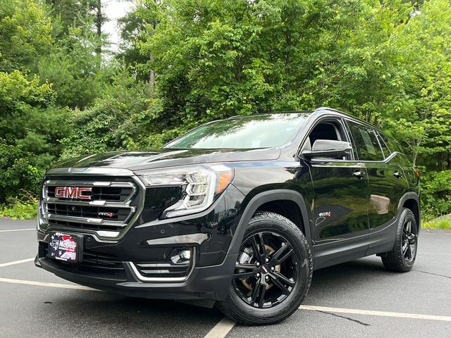 Photo of 2024 Ebony Twilight Metallic GMC Terrain