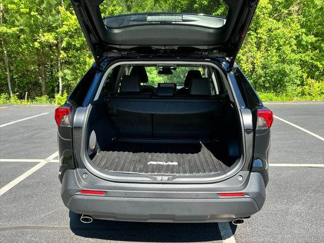 Photo of 2024 Midnight Black Metallic Toyota RAV4