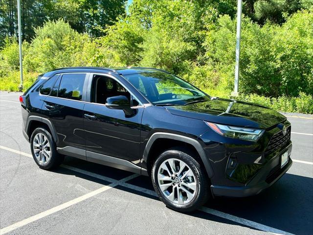 Photo of 2024 Midnight Black Metallic Toyota RAV4