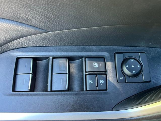 Photo of 2024 Midnight Black Metallic Toyota RAV4