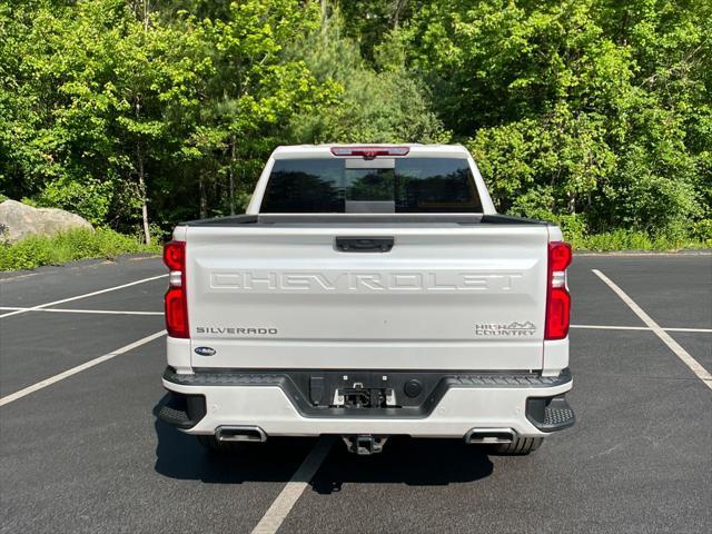 Photo of 2023 Iridescent Pearl Tricoat Chevrolet Silverado 1500