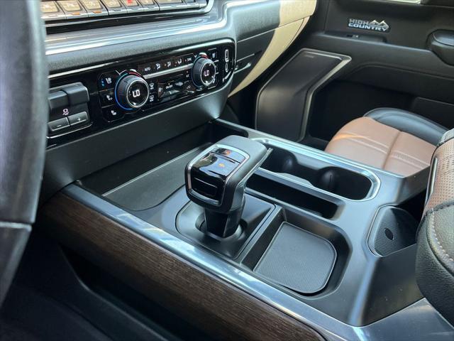 Photo of 2023 Iridescent Pearl Tricoat Chevrolet Silverado 1500