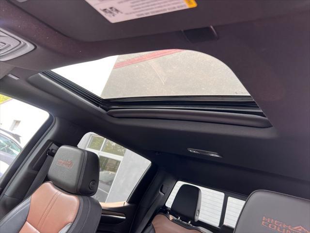 Photo of 2023 Iridescent Pearl Tricoat Chevrolet Silverado 1500