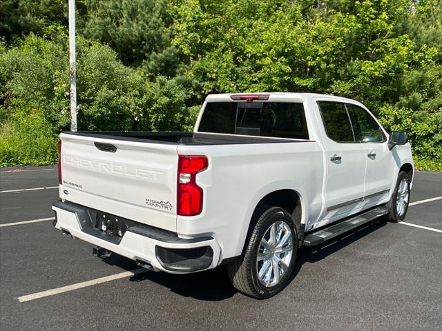 Photo of 2023 Iridescent Pearl Tricoat Chevrolet Silverado 1500