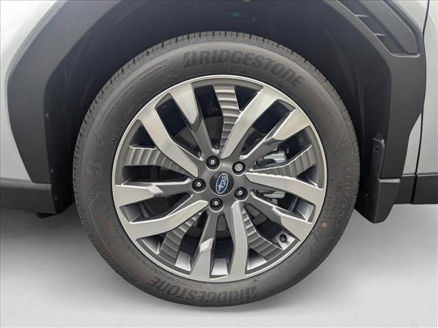 Photo of 2025 Ice Silver Metallic Subaru Forester