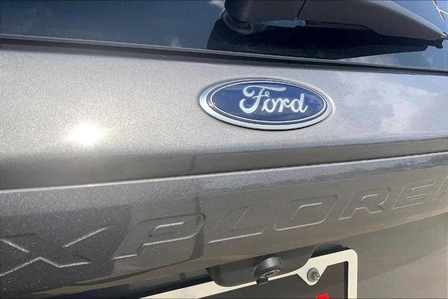 Photo of 2021 Carbonized Gray Metallic Ford Explorer