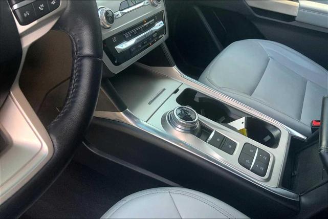 Photo of 2021 Carbonized Gray Metallic Ford Explorer