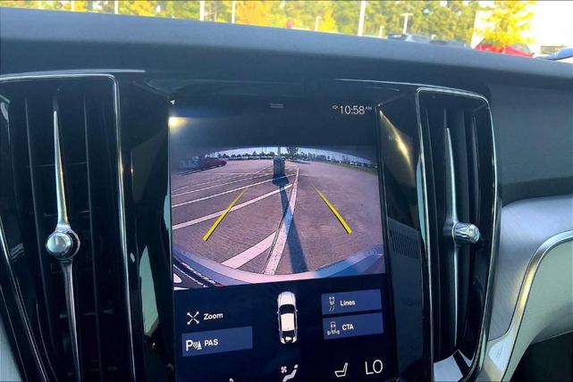 Photo of 2020 Pebble Grey Metallic Volvo S60