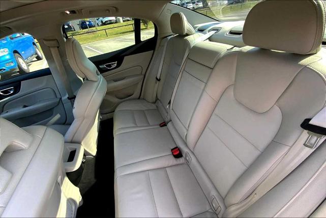 Photo of 2020 Pebble Grey Metallic Volvo S60
