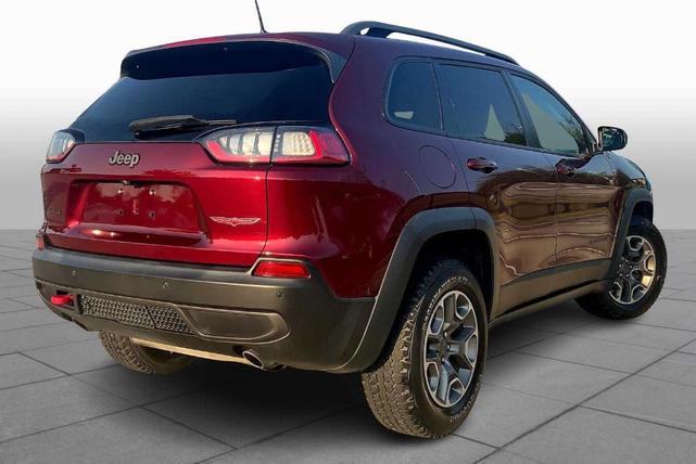 Photo of 2021 Velvet Red Pearlcoat Jeep Cherokee