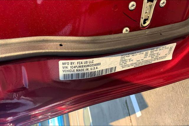 Photo of 2021 Velvet Red Pearlcoat Jeep Cherokee