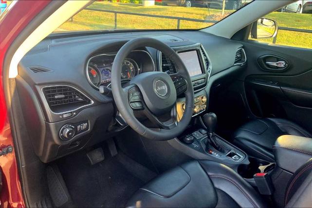 Photo of 2021 Velvet Red Pearlcoat Jeep Cherokee