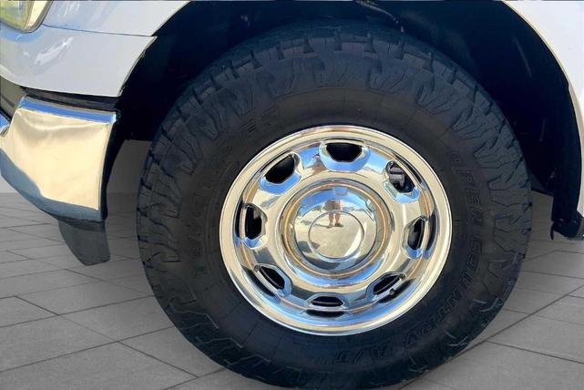 Photo of 2021 Oxford White Ford F-150