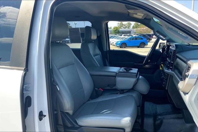 Photo of 2021 Oxford White Ford F-150