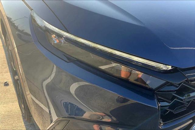 Photo of 2026 Blue Honda CR-V Hybrid