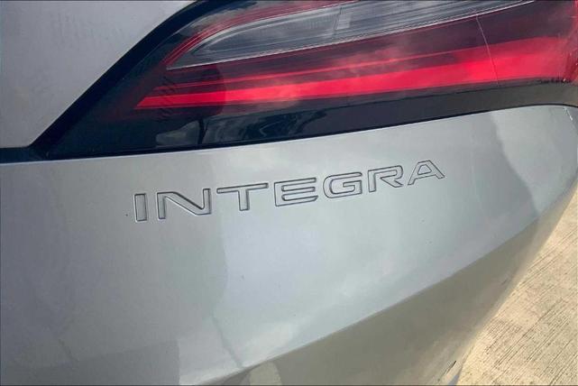 Photo of 2023 Lunar Silver Metallic Acura Integra