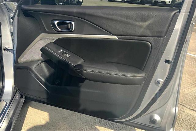 Photo of 2023 Lunar Silver Metallic Acura Integra