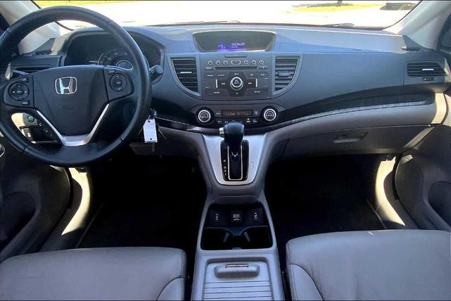 Photo of 2014 Alabaster Silver Metallic Honda CR-V
