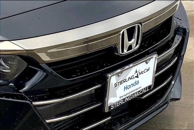 Photo of 2022 Crystal Black Pearl Honda Accord