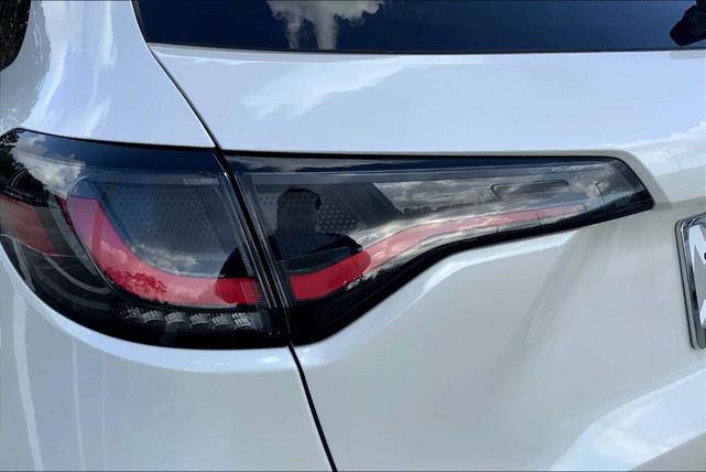 Photo of 2026 White Honda HR-V