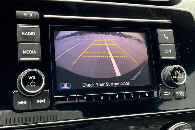 Photo of 2017 Crystal Black Pearl Honda CR-V