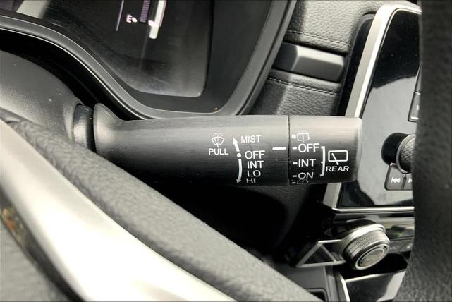 Photo of 2017 Crystal Black Pearl Honda CR-V