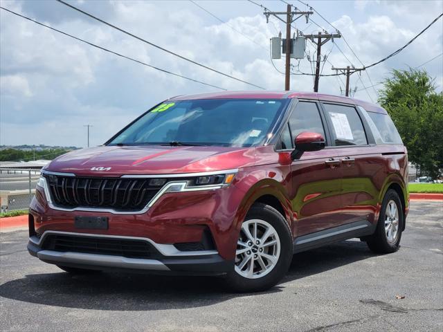 Photo of 2023 Flare Red Kia Carnival