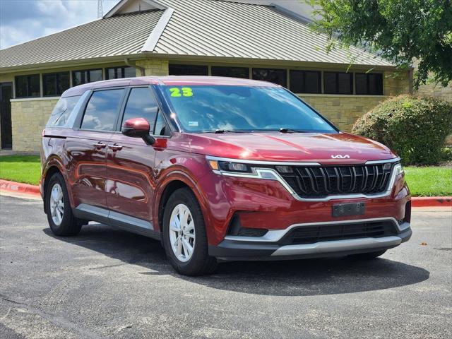 Photo of 2023 Flare Red Kia Carnival