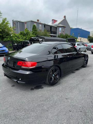 Photo of 2009 Jet Black BMW 335