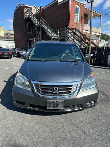 Photo of 2010 Alabaster Silver Metallic Honda Odyssey