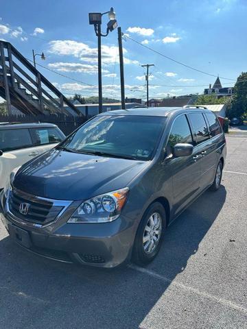 Photo of 2010 Alabaster Silver Metallic Honda Odyssey