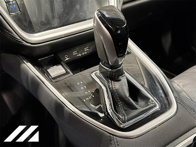 Photo of 2022 Crystal Black Silica Subaru Legacy