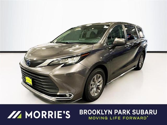 2023 Toyota Sienna