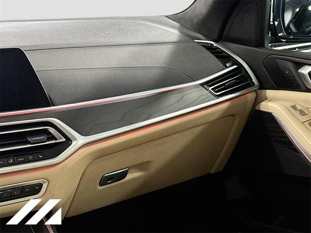 Photo of 2022 Gray Metallic BMW X7