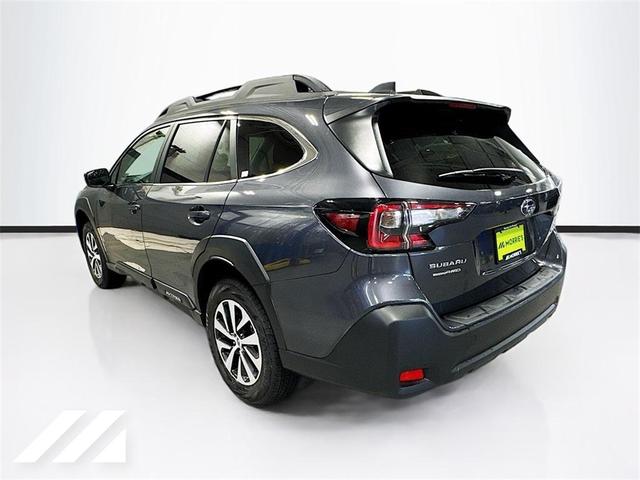 Photo of 2025 Magnetite Gray Metallic Subaru Outback