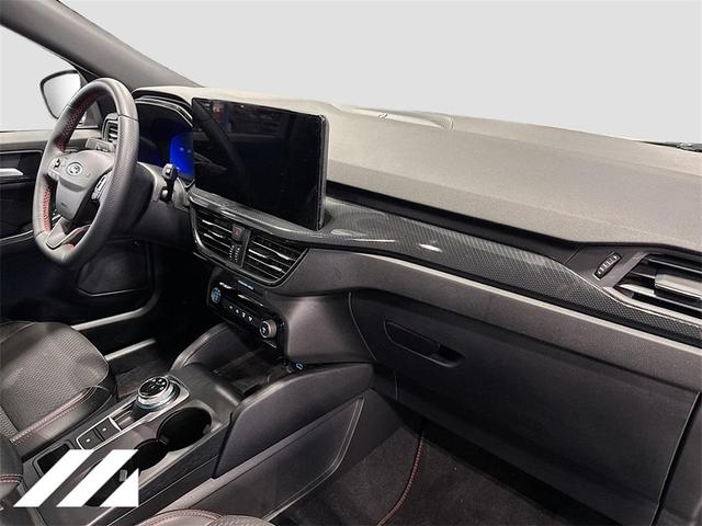 Photo of 2023 Iconic Silver Metallic Ford Escape
