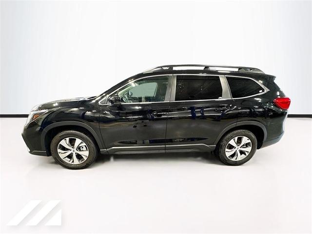 Photo of 2024 Crystal Black Silica Subaru Ascent