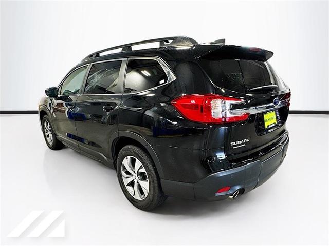 Photo of 2024 Crystal Black Silica Subaru Ascent