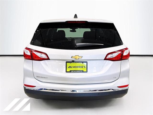 Photo of 2021 Silver Ice Metallic Chevrolet Equinox