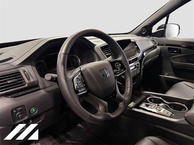 Photo of 2024 Radiant Red Metallic II Honda Passport